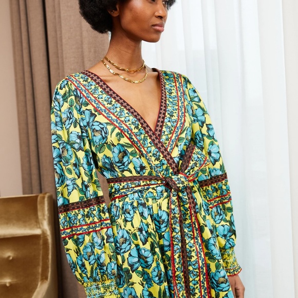 Alice + Olivia Mini Wrap - Picture 5 of 13